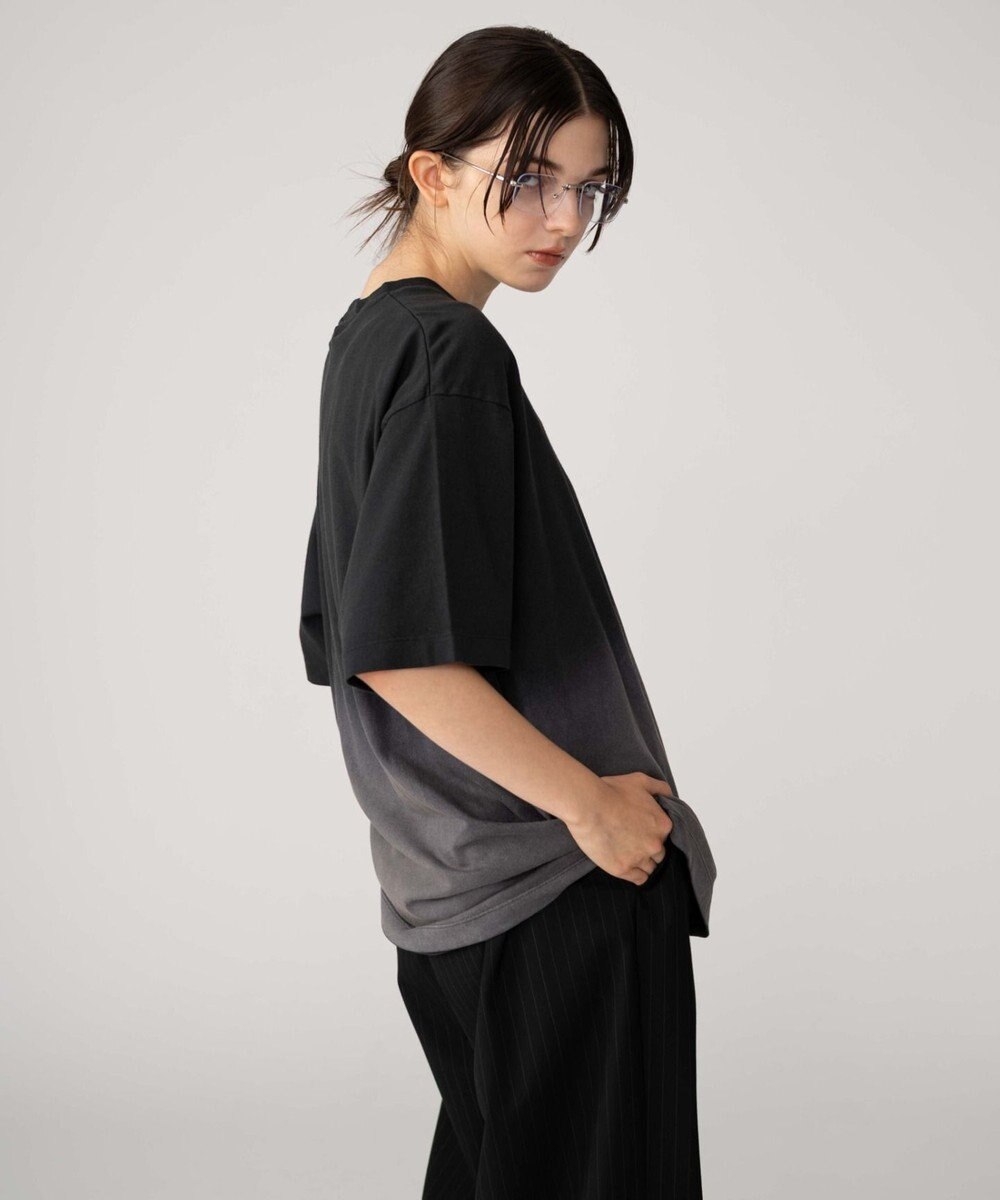 WEGO 【ユニセックス着用ITEM/MLサイズ展開】グラデーションワンポイントT（SS） 