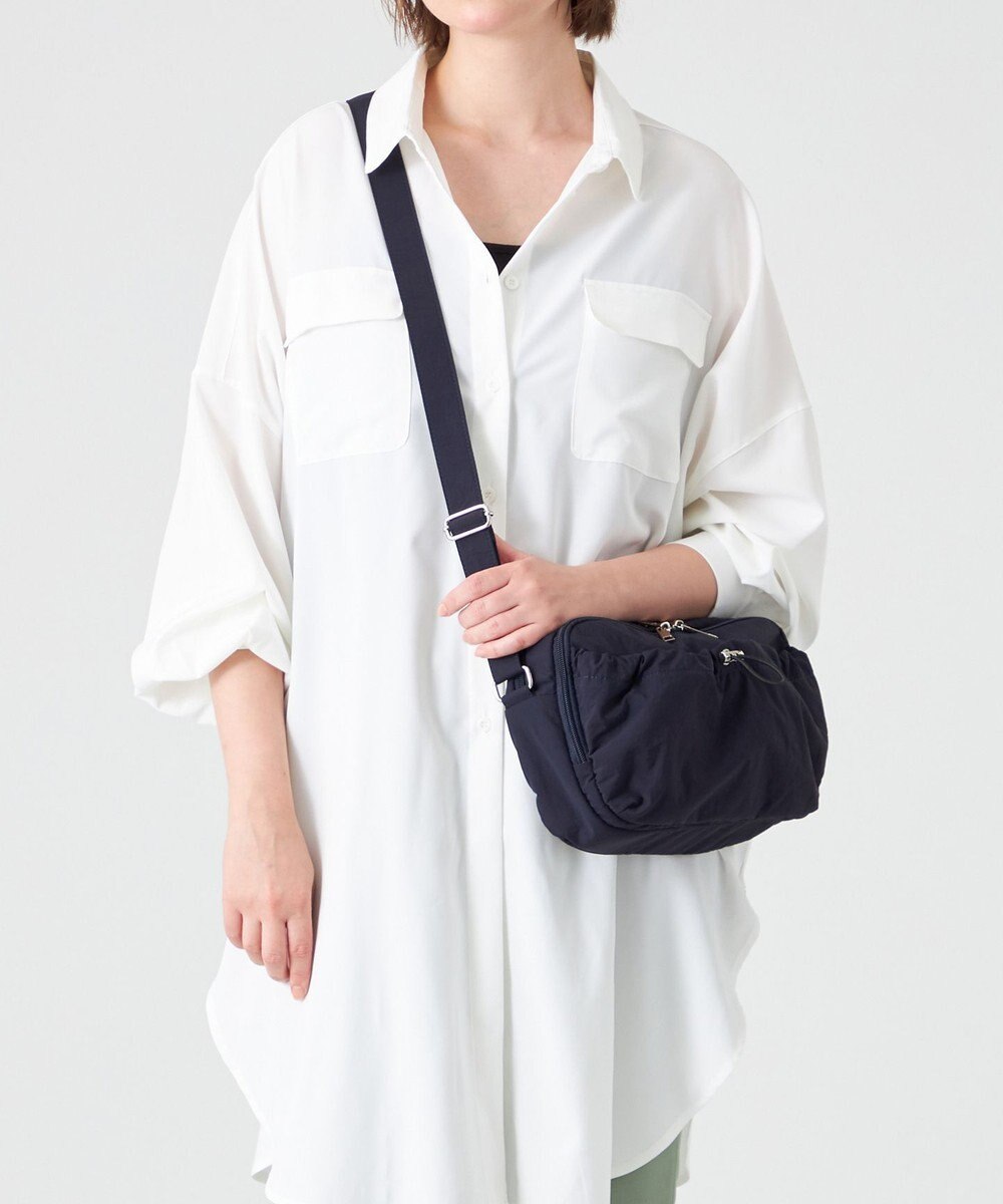 LA BAGAGERIE 【MONICA】クリンクルナイロン　ドロストショルダーバッグ 