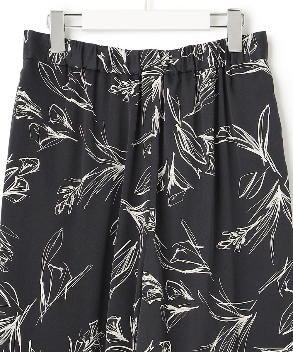 23区 【洗える】ラインフラワープリント ワイドパンツ 