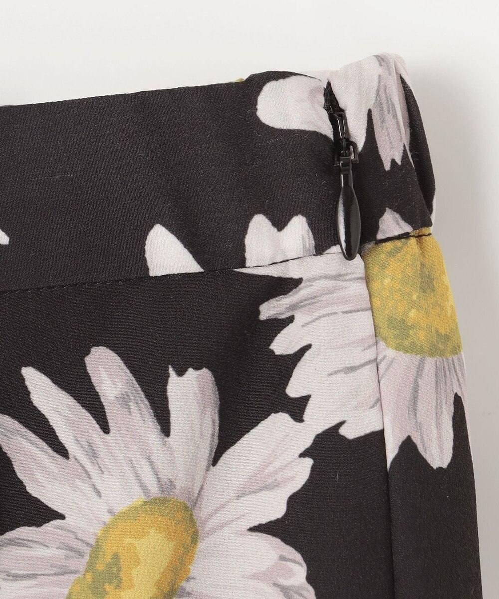 GRACE CONTINENTAL マーガレットフラワープリントスカート 