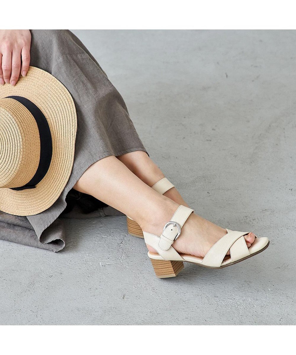 ing <ing>【WEB限定】ストラップクロスサンダル 