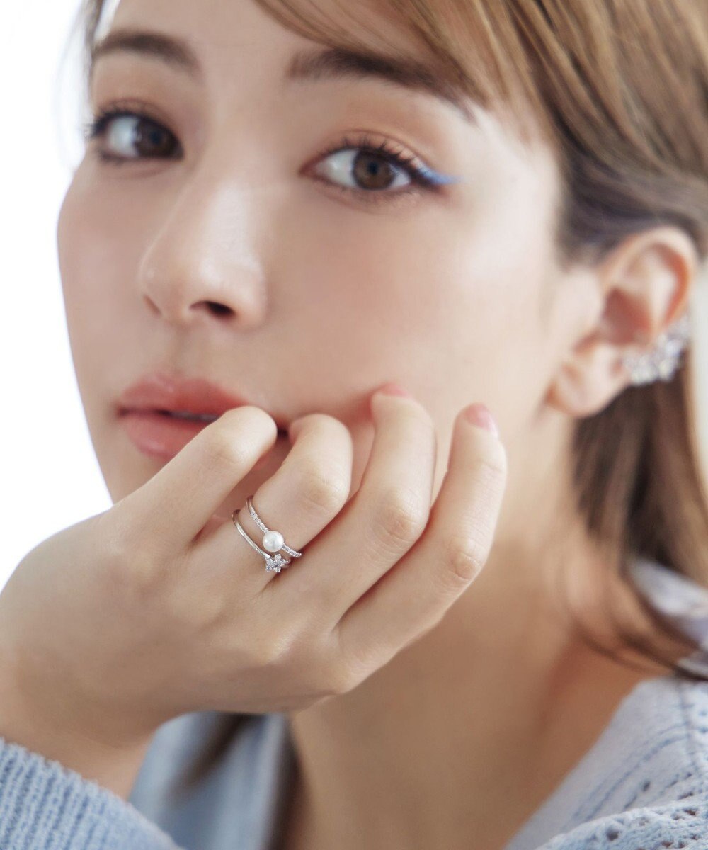 Tiaclasse フラワー＋パールダブルリング 