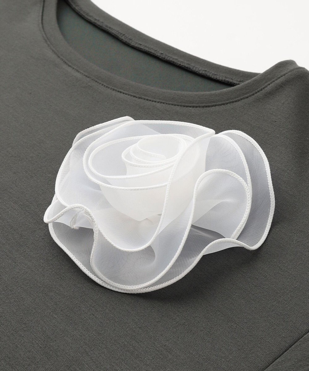 Feroux 【洗える】ローズコサージュ ダンボールプルオーバー 