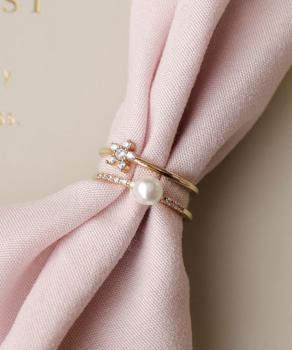 Tiaclasse フラワー＋パールダブルリング 