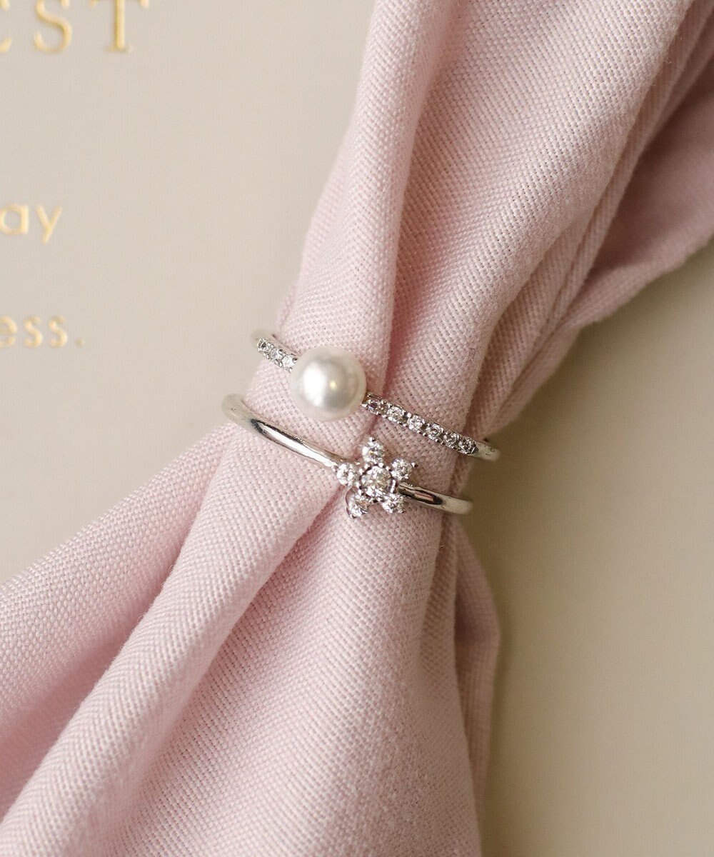 Tiaclasse フラワー＋パールダブルリング 