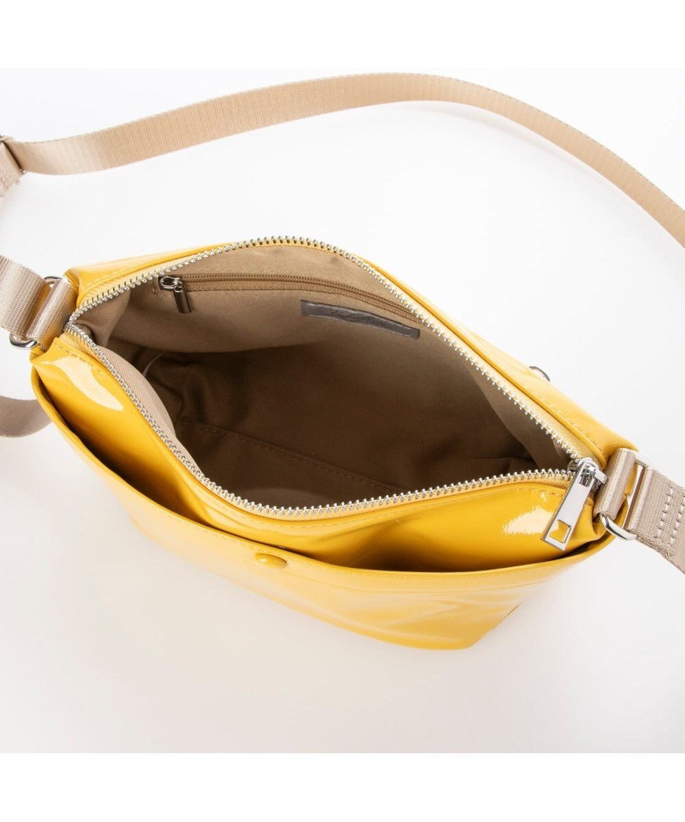 UNBILLION カシュカシュ cachecache / ソフトエナメル舟型ショルダー 