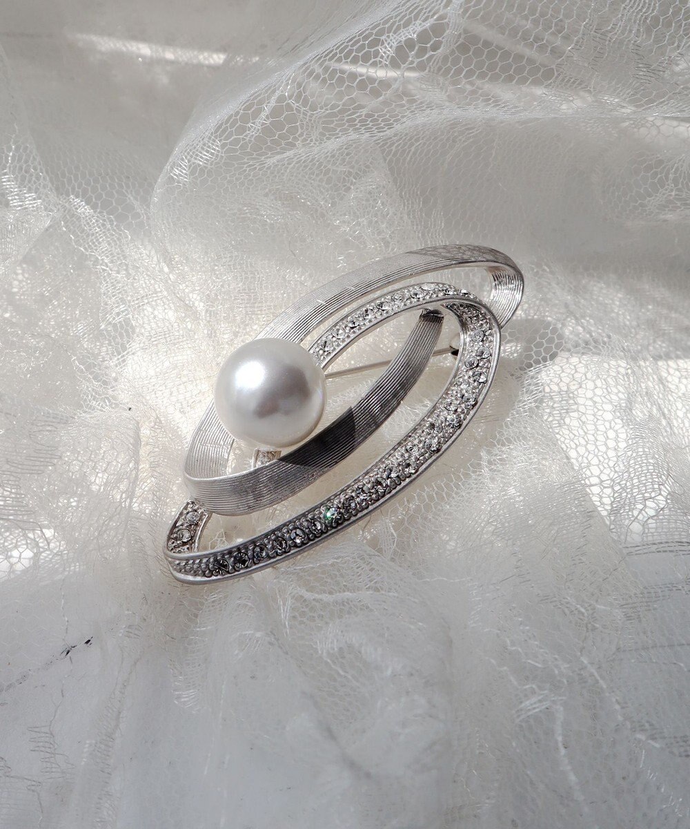 Tiaclasse パール＋ロングブローチ 