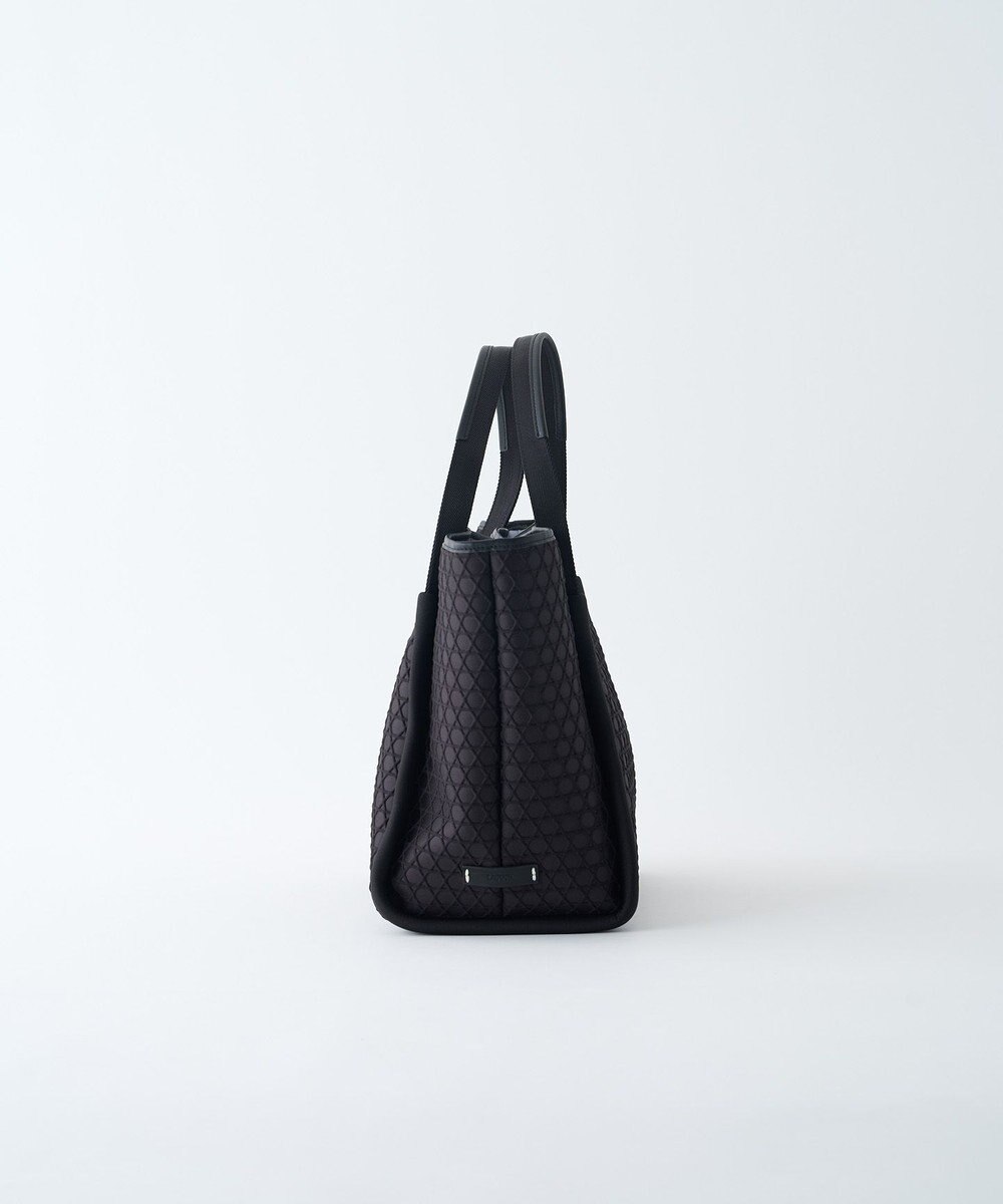 MIYABIYA LAQUOH【撥水加工】篭目柄エンボスボンディングトートL 