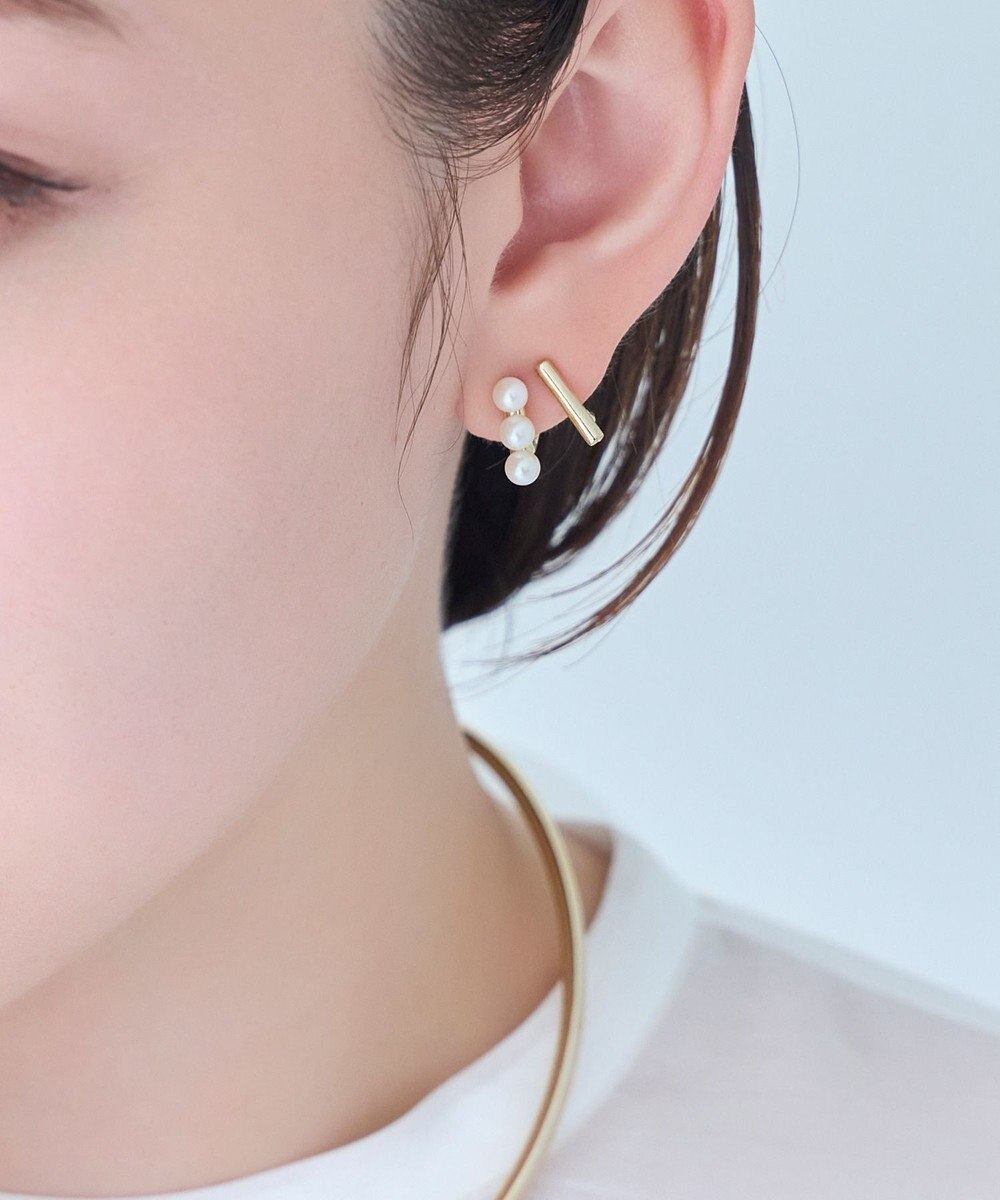 Phoebe 【痛くないシリーズ/金属アレルギー対応】ダブルデコレイトパールライトフィットイヤリング　ゴールド 