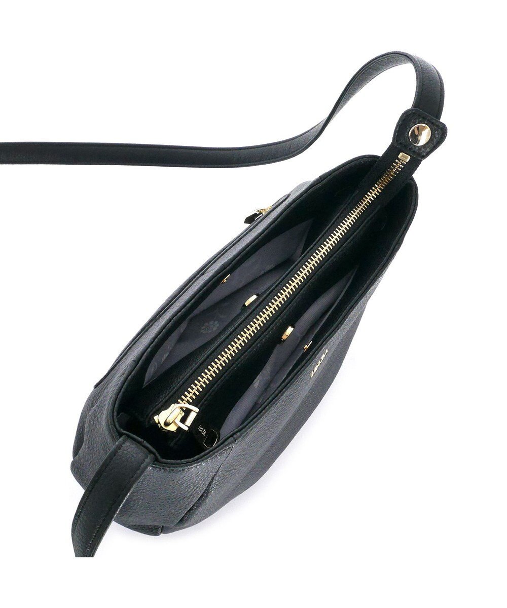 IBIZA ボンダード　牛革　ショルダーバッグ 