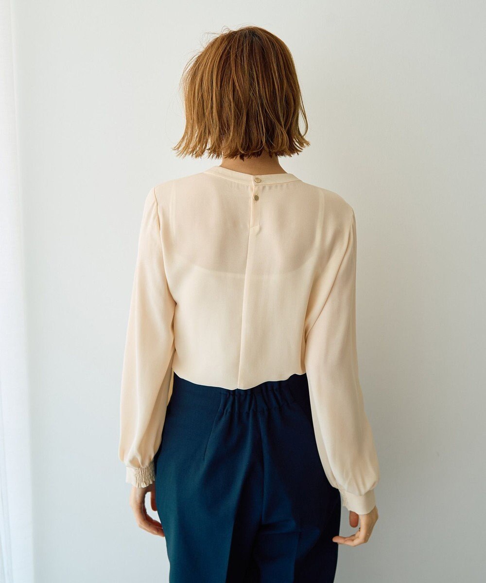 YECCA VECCA パールブローチ付きボウタイブラウス 