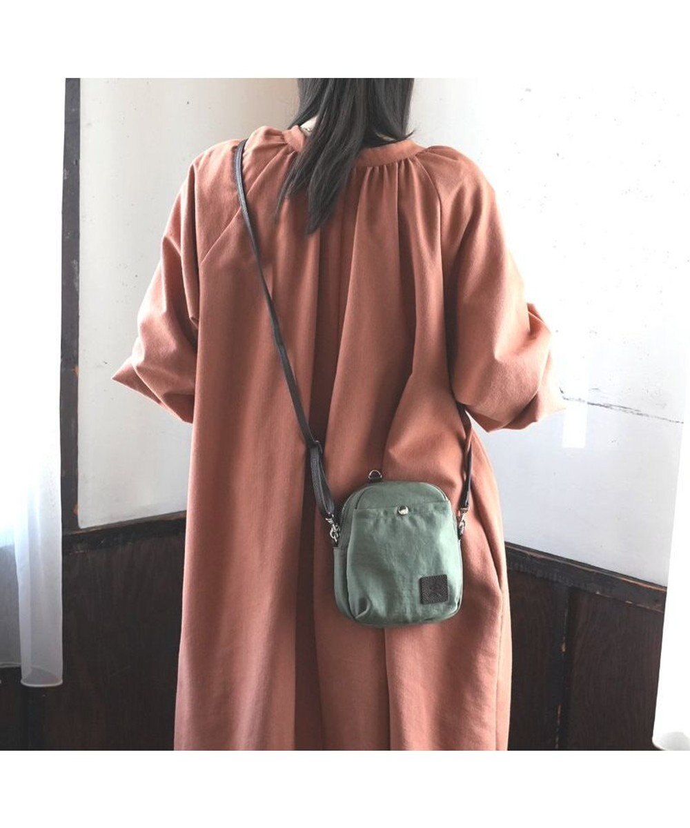 Regalo Felice 【軽量 / ポケット充実】ミニショルダー / REGALO 