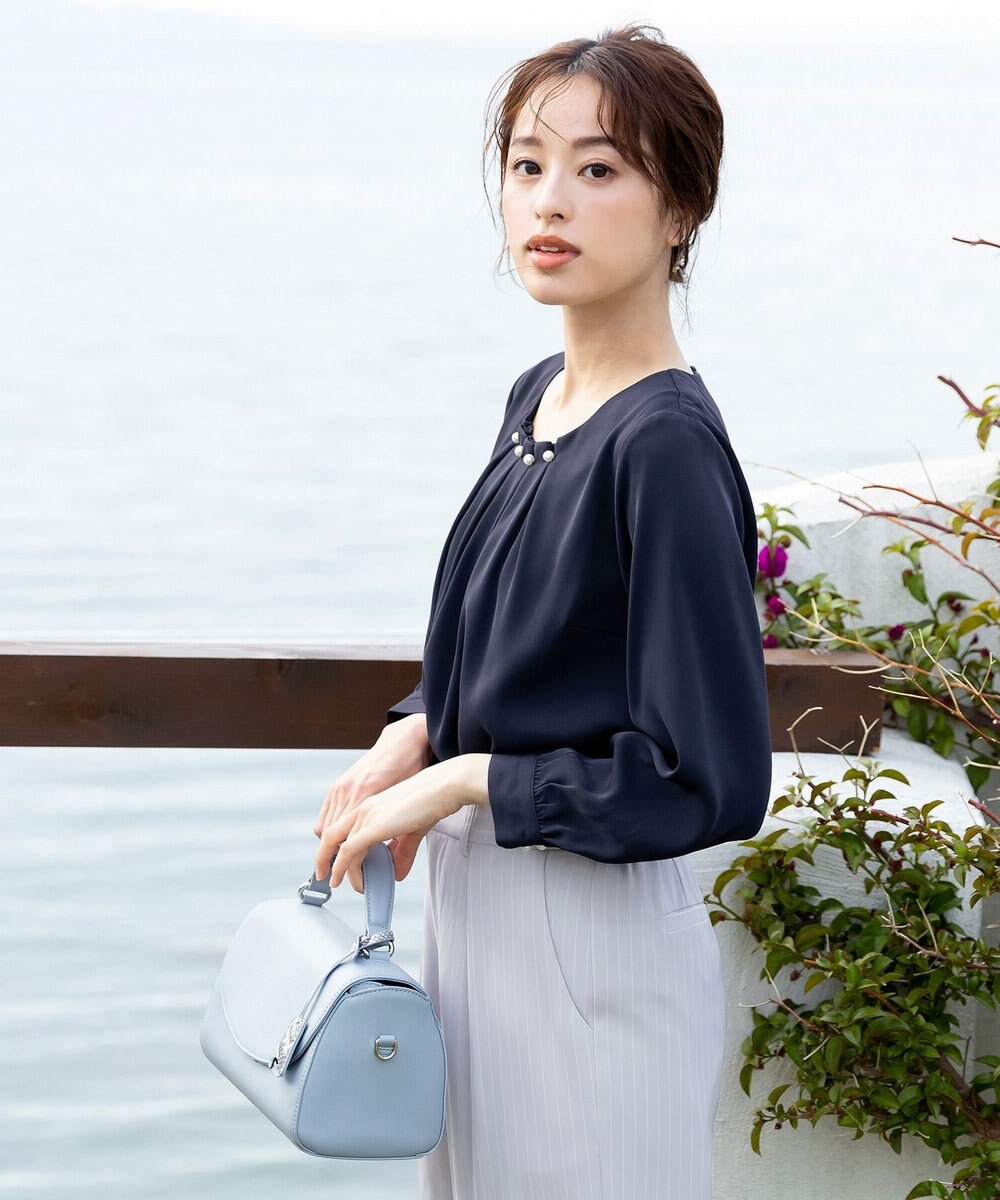 Tiaclasse L 【洗える】大人上品なタックパールブラウス 