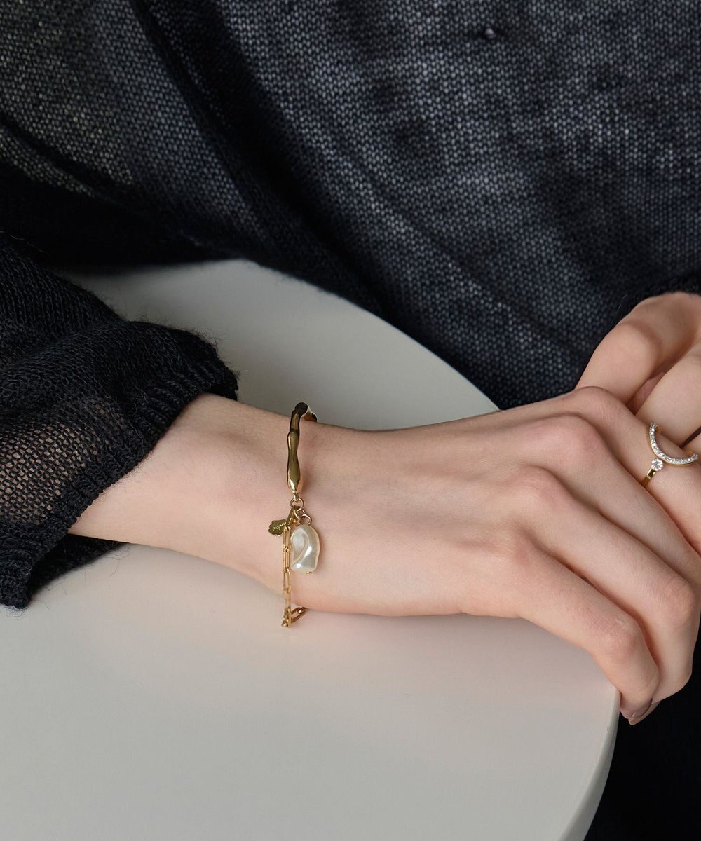 Phoebe フロウラインメタルブレスレット　ゴールド 