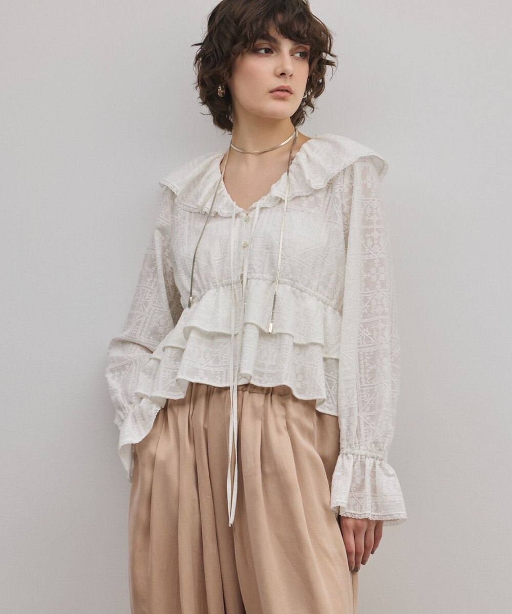 GRACE CONTINENTAL エンブロイダリーフリルブラウス 