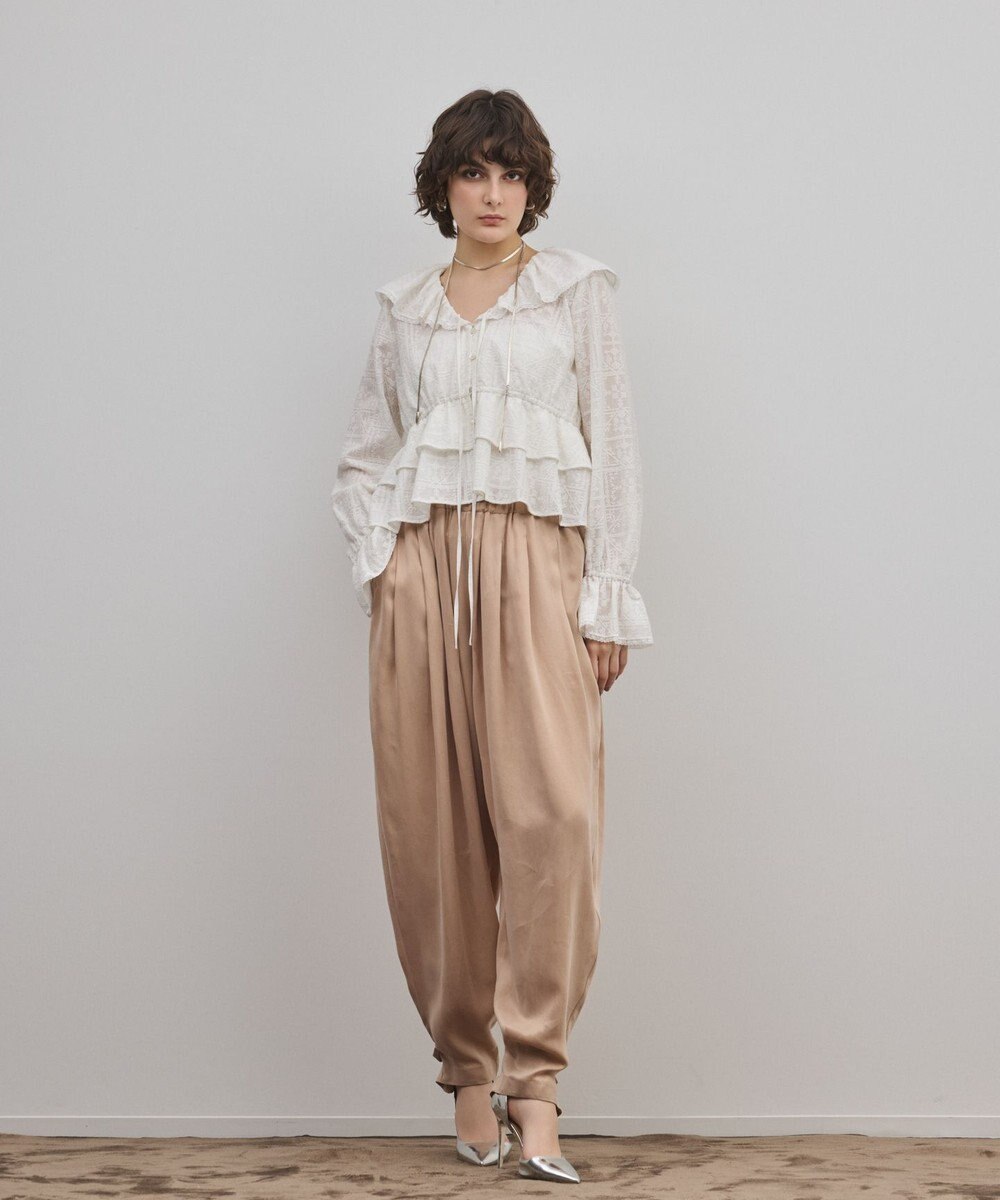 GRACE CONTINENTAL エンブロイダリーフリルブラウス 