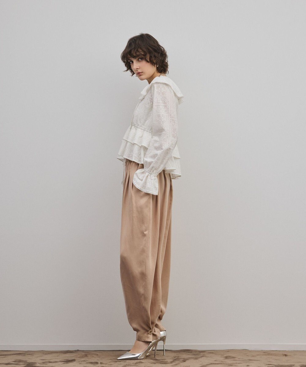 GRACE CONTINENTAL エンブロイダリーフリルブラウス 