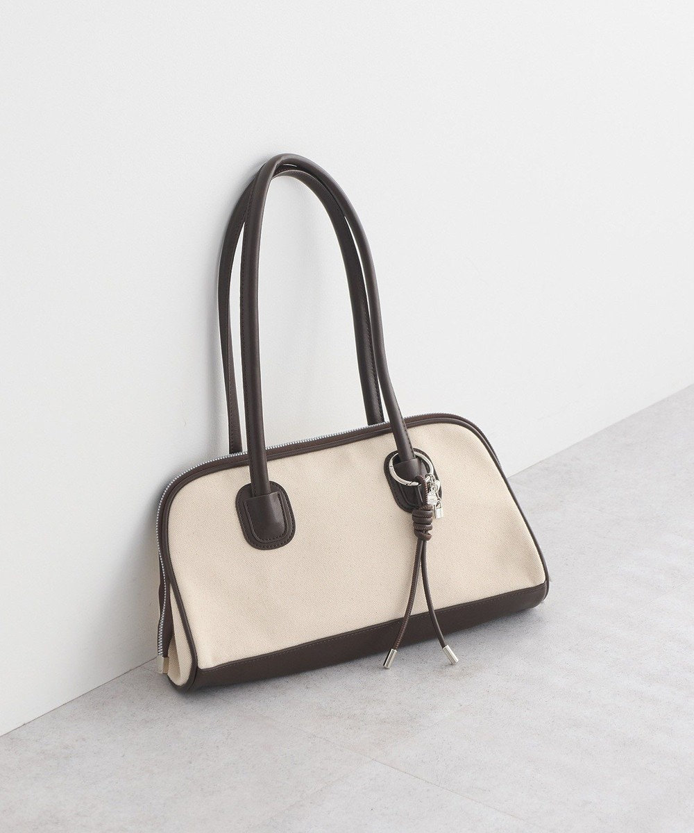 earth music&ecology チャーム付きオブロングボストン 