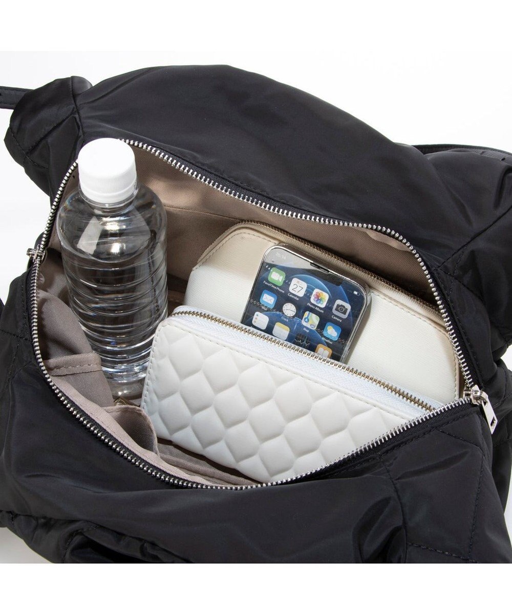 UNBILLION カシュカシュ cachecache / ナイロンキルティング2本手ホーボーバッグ 