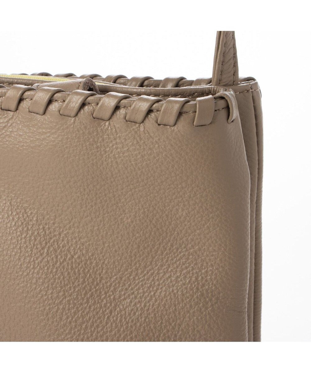 UNBILLION perche 牛革ソフト3層かがりショルダーバッグ 