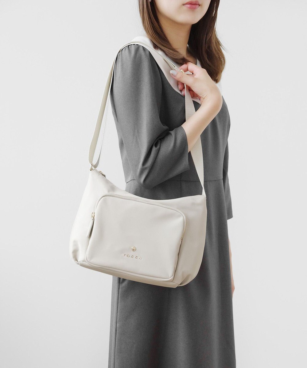 TOCCA 【八木アリサさん着用】OPENING SENSE NYLONBAG ショルダーバッグ 