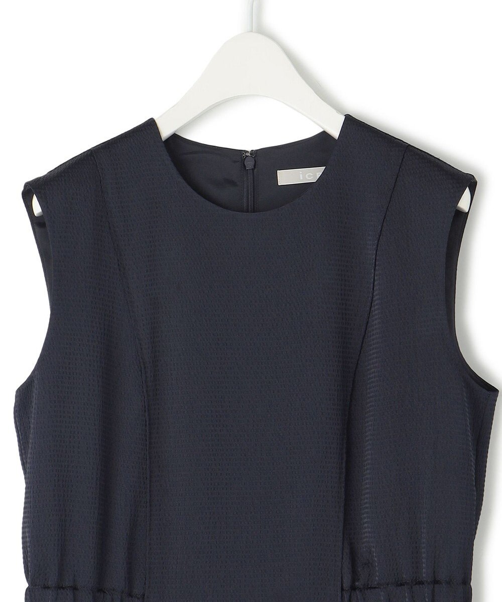 ICB 【洗える】 ストレッチハンマーサテン ノースリーブワンピース 