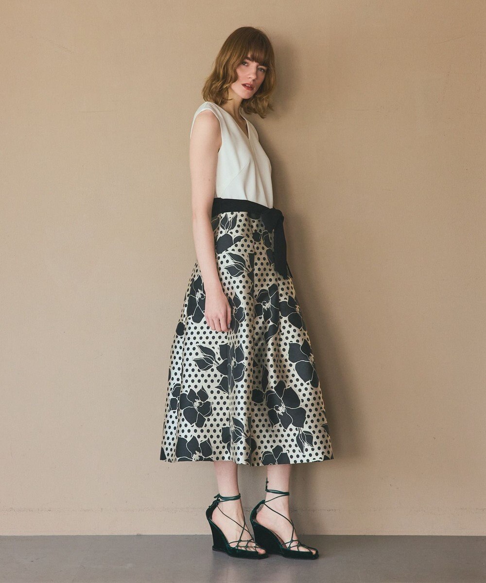 GRACE CONTINENTAL ドットボタニカルジャガードドレス 