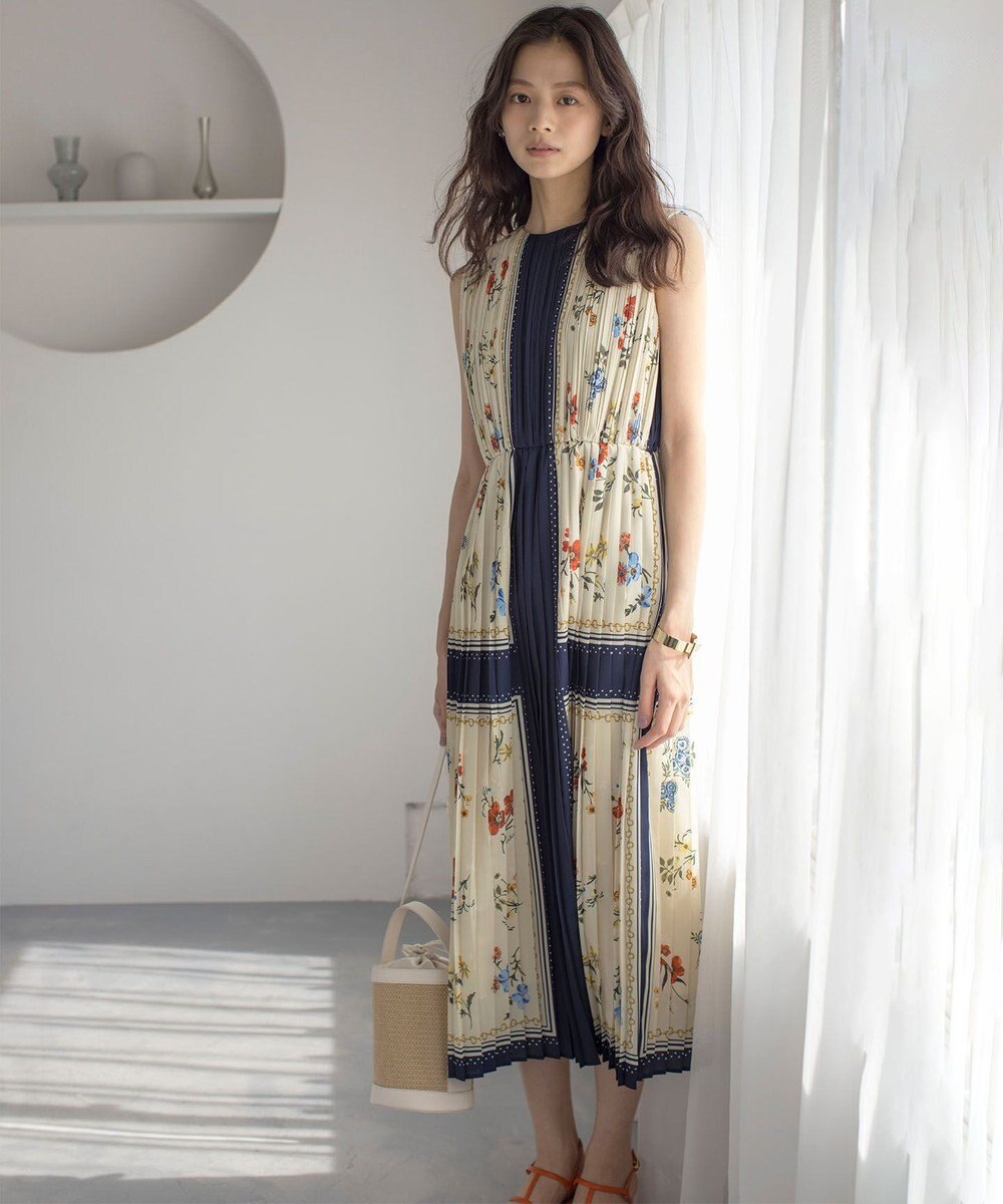 組曲 L スカーフパネルプリント ワンピース 