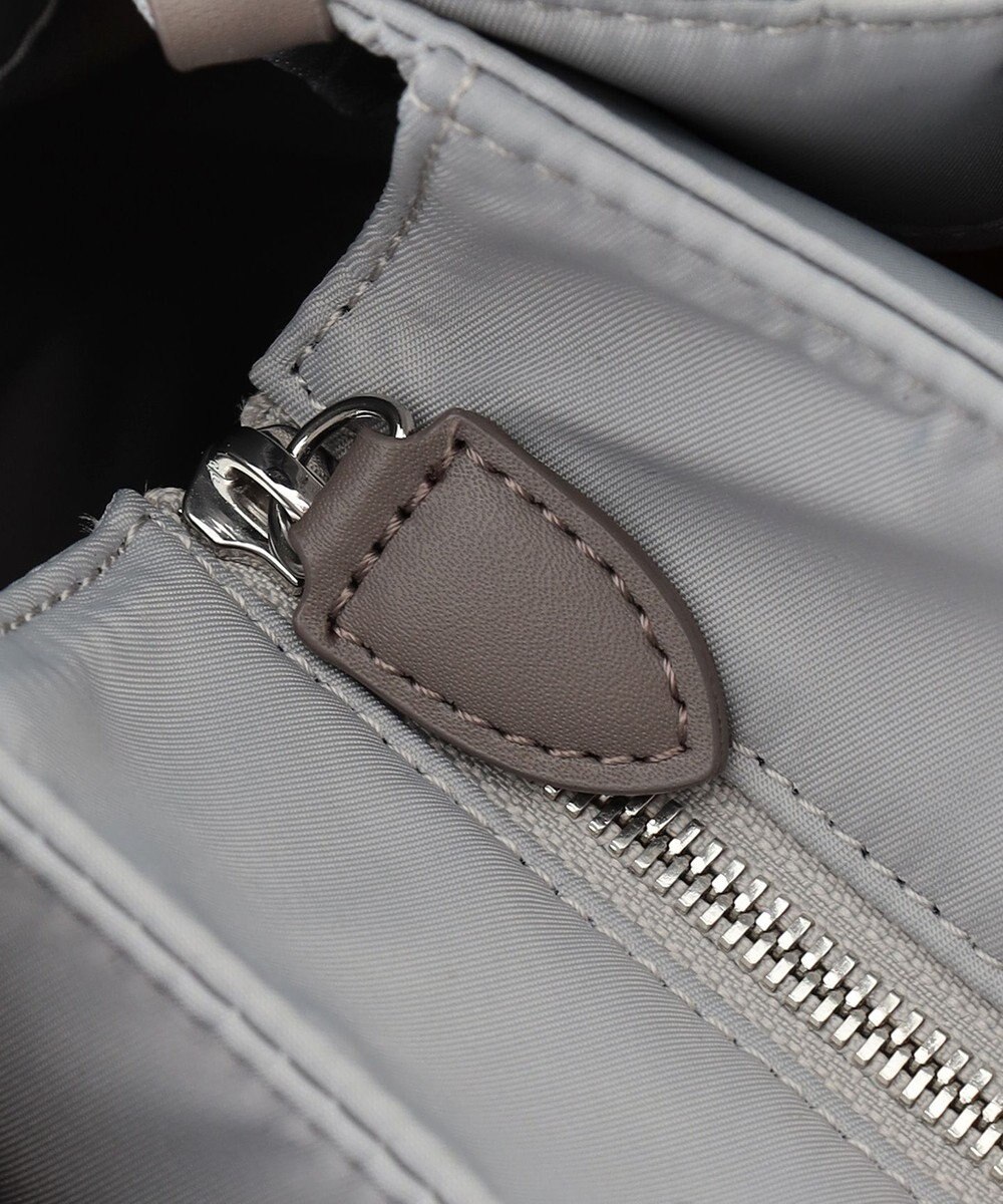 Y'SACCS フェルトトート　Mサイズ 