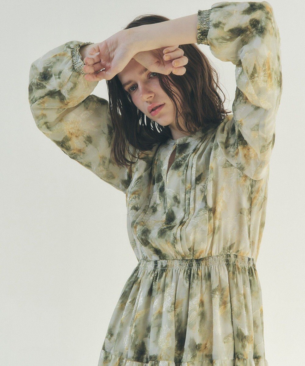 YECCA VECCA ぼかしフラワー柄ワンピース 