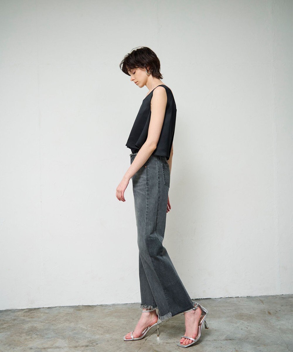 GRACE CONTINENTAL ベルトレスデニムパンツ 