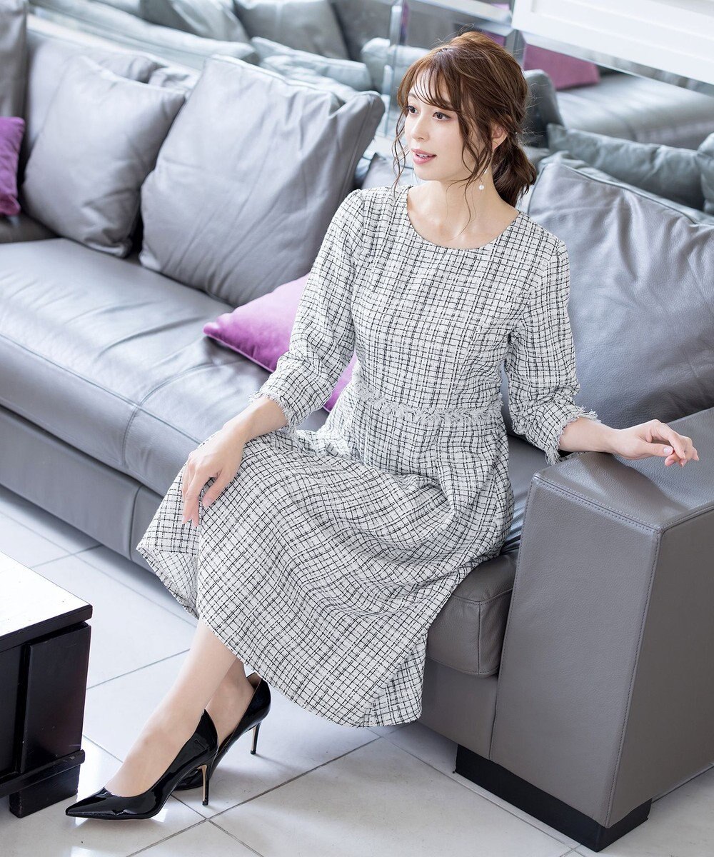 Tiaclasse 絶妙なMIXカラーのツイード素材で存在感溢れるタックワンピース 