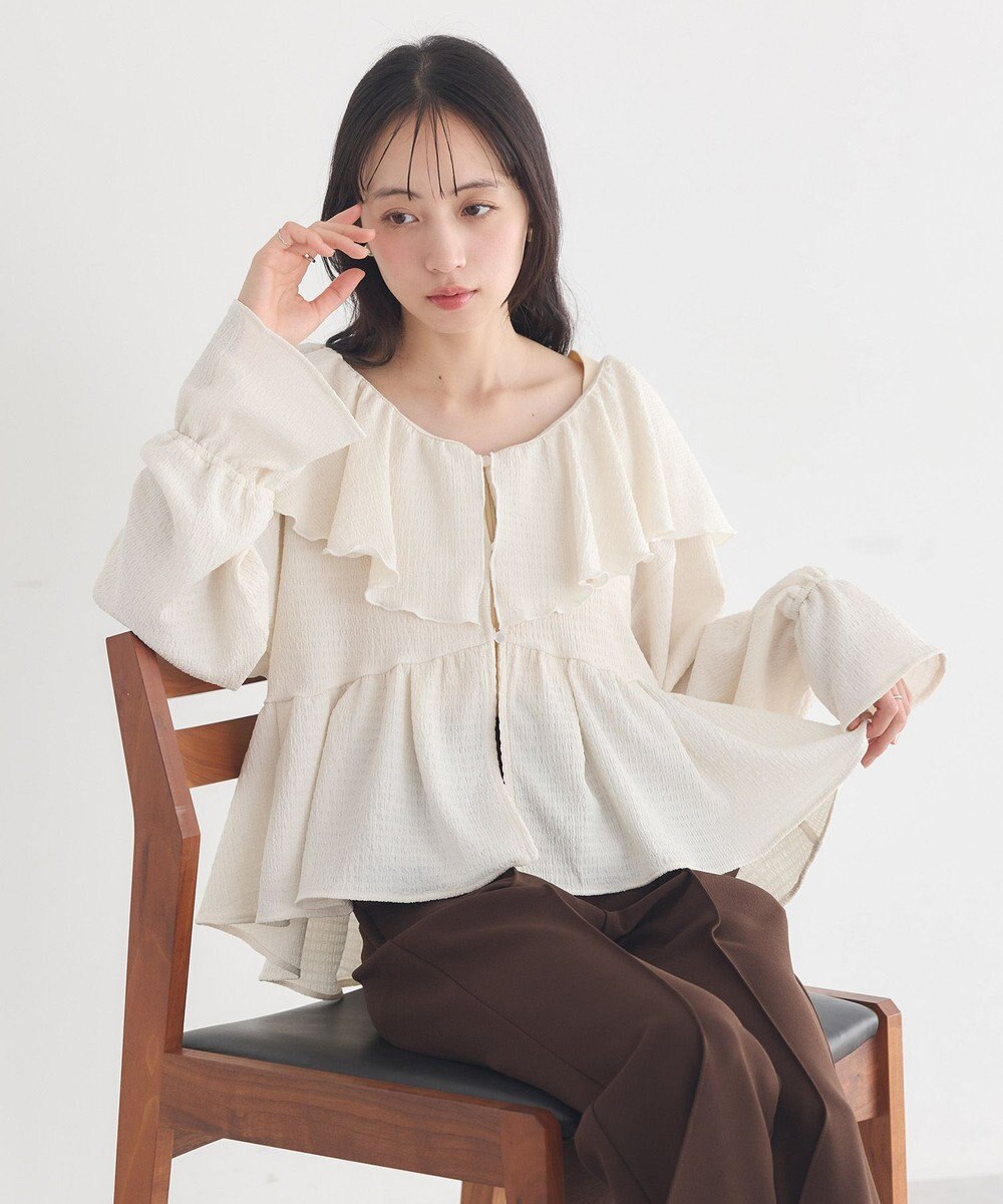 earth music&ecology 【予約】ラッフルカラーカットブラウス 