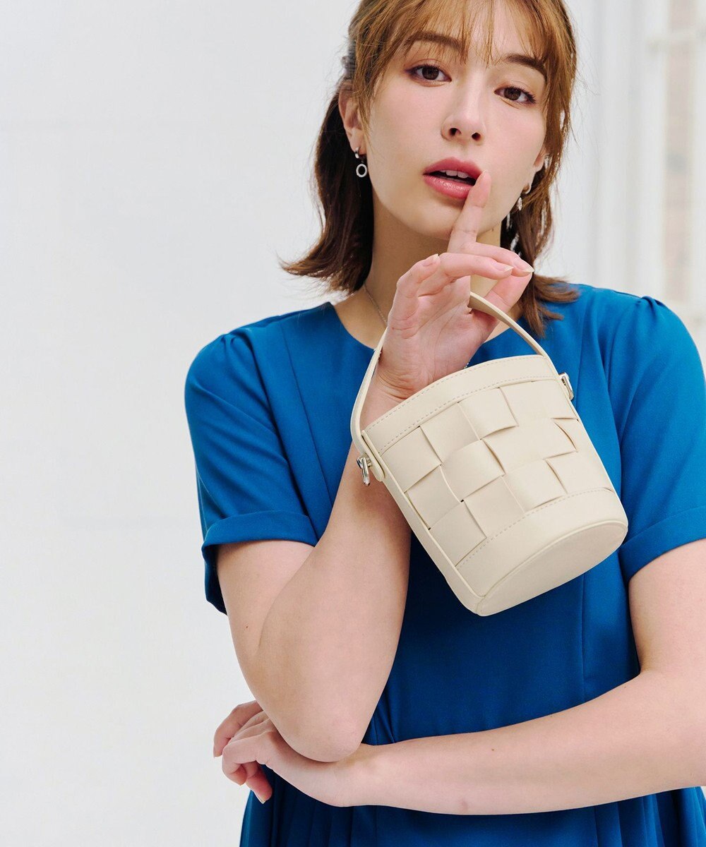 Tiaclasse  【ストラップ付き】編みこみミニバゲットバッグ 