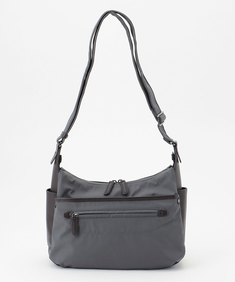 Y'SACCS 【ムック本掲載】【ナイロンタフタ×リサイクルレザー】デイリーショルダー　Sサイズ 