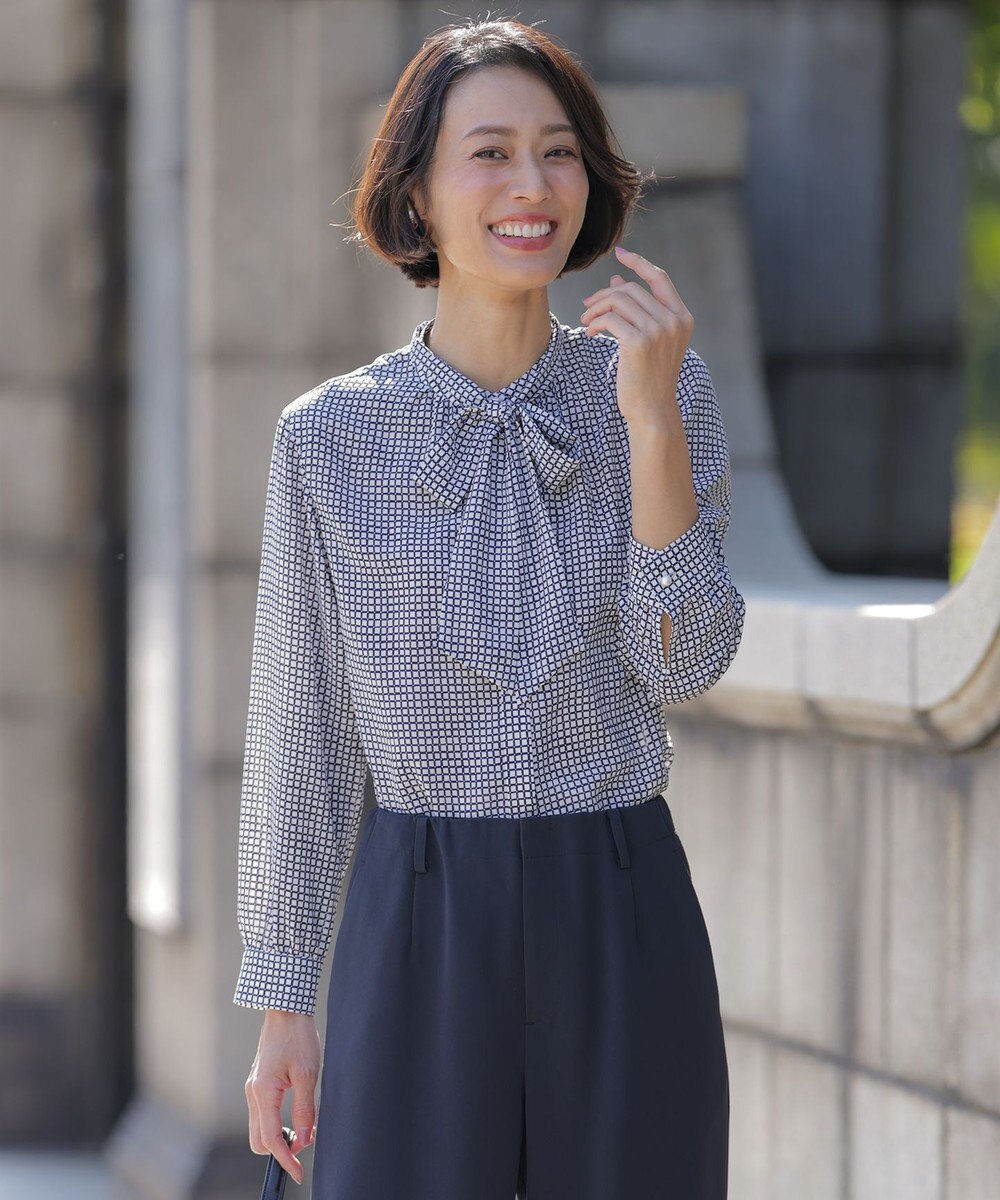 J.PRESS LADIES L ジーナ梨地 幾何プリント ブラウス 