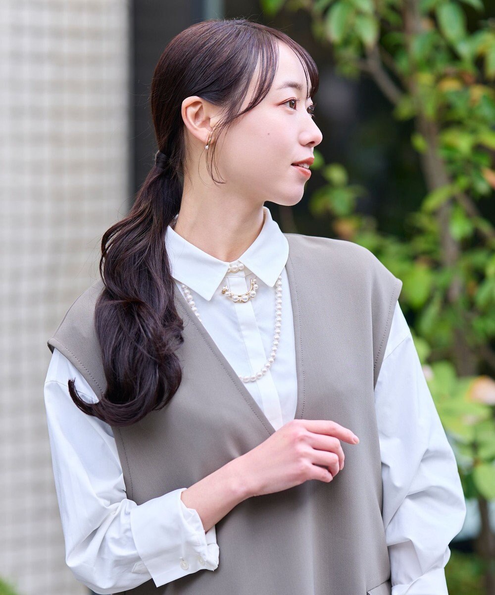 Phoebe <オンワード限定セット>痛くないシリーズ/金属アレルギー対応ソロパールフープライトフィットイヤリング×フォーマルパールビジューハーフブローチ 