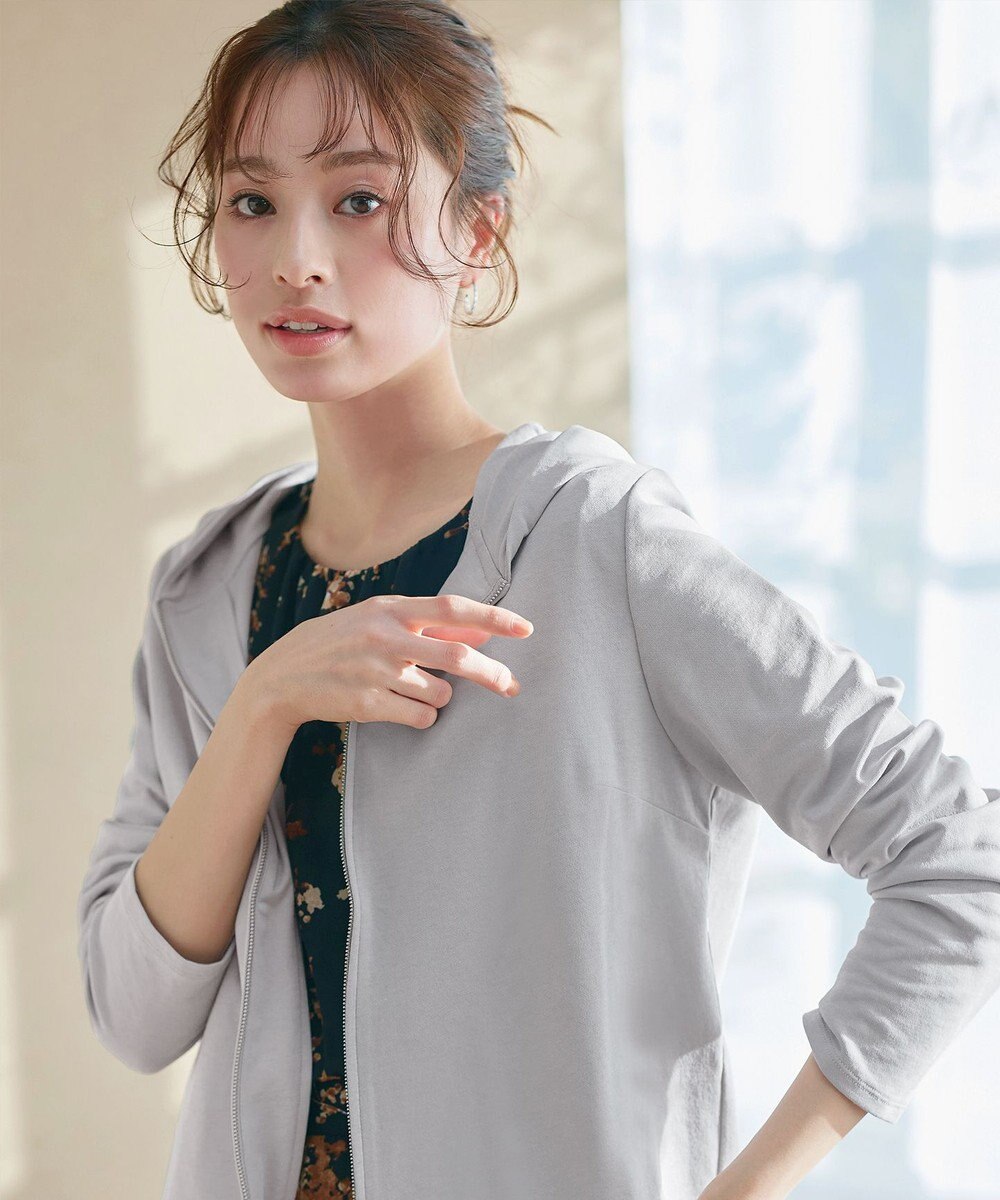 Tiaclasse L 【UVケア・接触冷感】“やみつき”ショートパーカー 