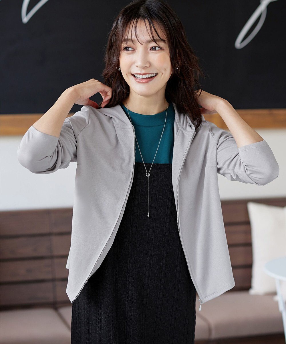 Tiaclasse L 【UVケア・接触冷感】“やみつき”ショートパーカー 