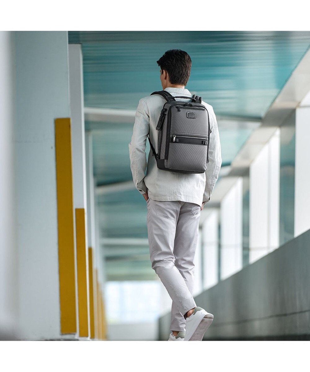TUMI  メンズ  Alpha Bravo 「ダイナミック」バックパック 