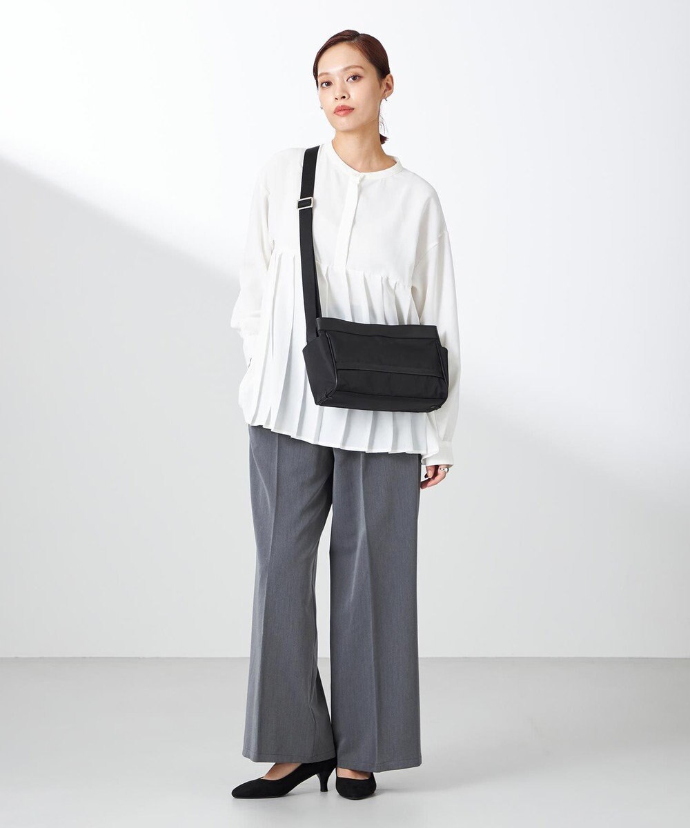 Y'SACCS トラベル ホライズンショルダー 