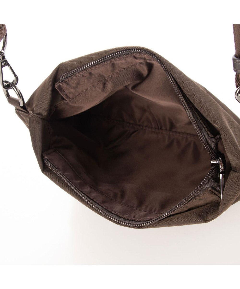 Y'SACCS 【Y’SACCS vous et】ポーチ付き4WAYリュック 