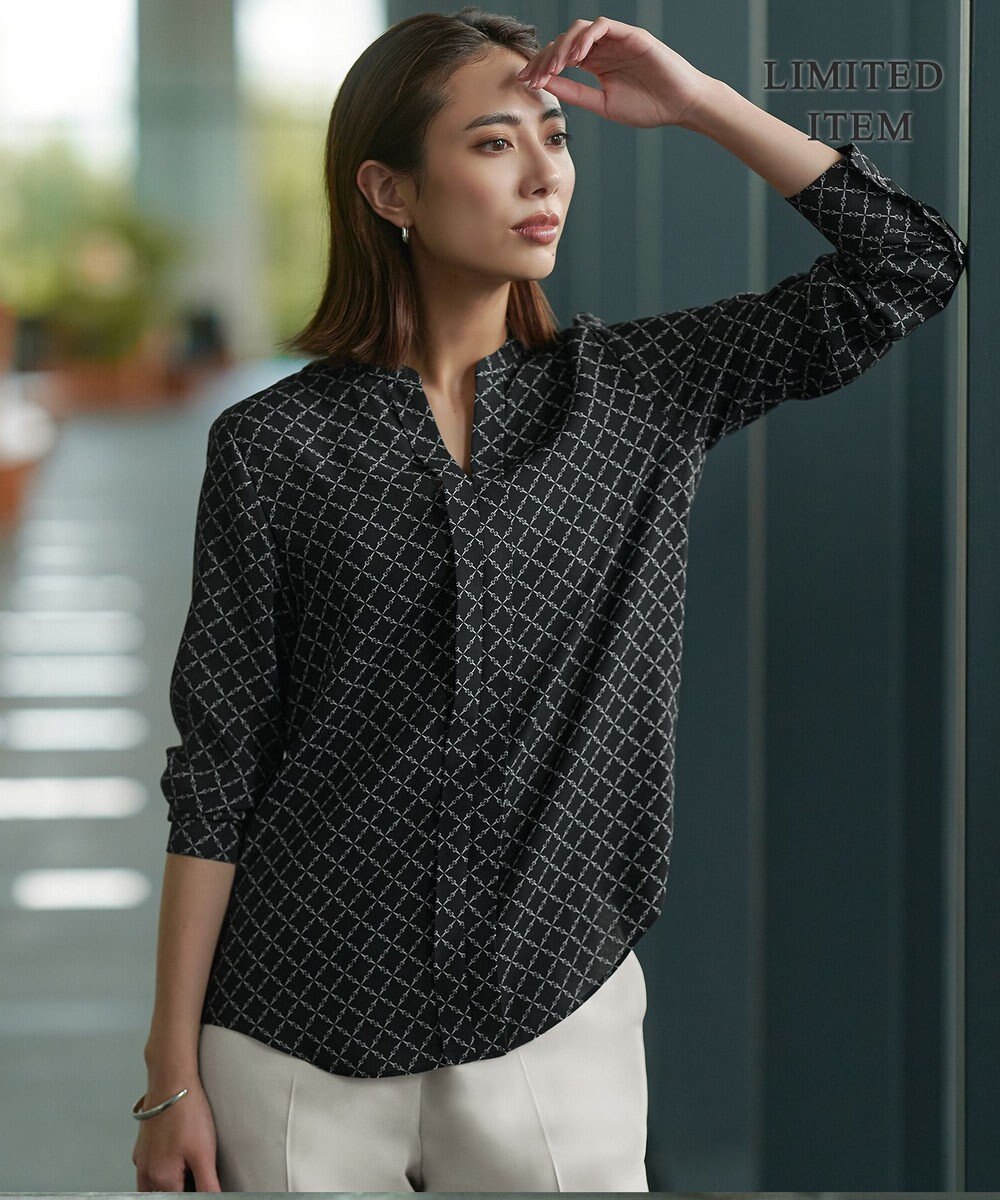 ICB L 【新色追加・WEB限定】BackSatinAmunzen キーネックブラウス 