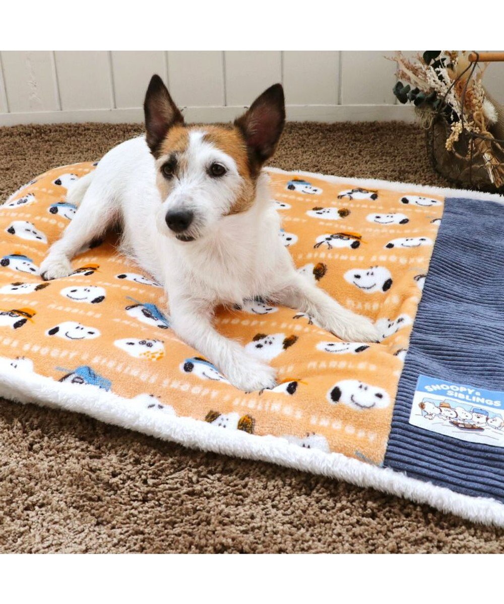 PET PARADISE スヌーピー 遠赤外線 ボアマット 《ブラザー柄 》四角型  (80×60cm) 