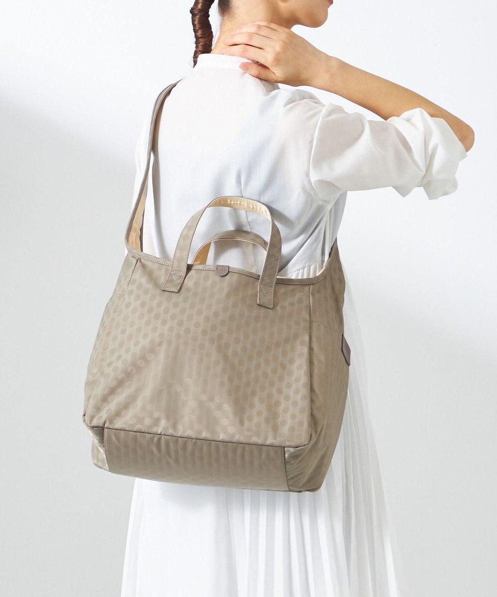 Y'SACCS 小西真奈美×Y'SACCS　Polka Dots ハンドル付きアクティブショルダーバッグ 