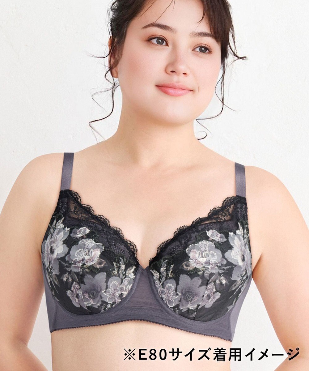 WACOAL 【小さく見せるブラ】 レーシィ ブラジャー 着やせ効果 コンパクトにメイク バストの突出をおさえる 背中の段差を軽減 大きいサイズ レディース BRB453 /ワコール 