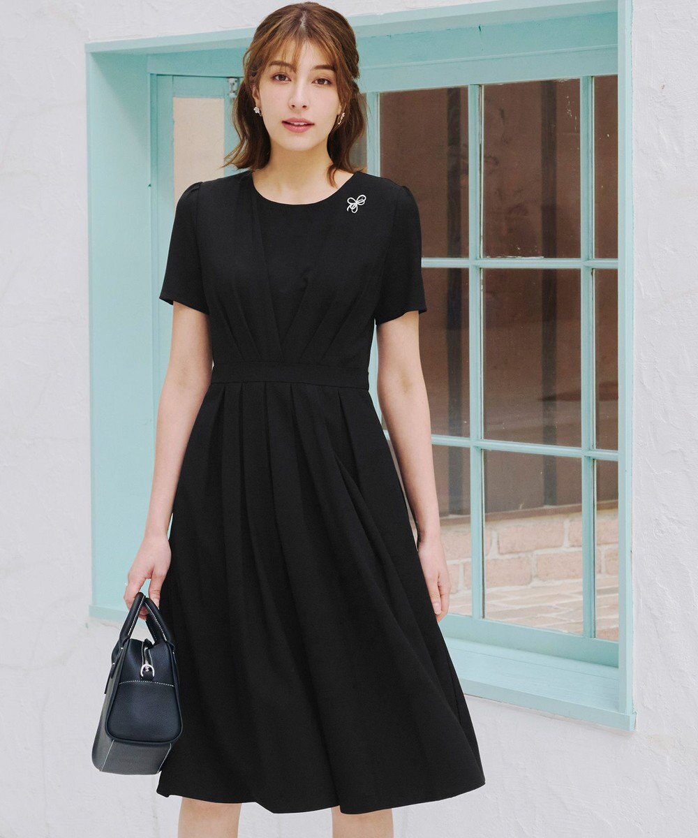 Tiaclasse L 【2TYPEスリーブ/半袖・ノースリーブ・洗える】タックフレアワンピース 