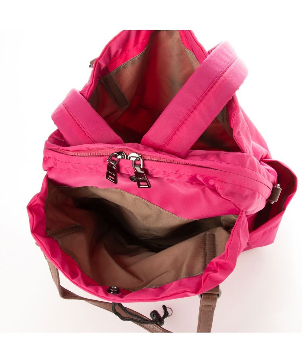 Y'SACCS 【Y’SACCS vous et】ポーチ付き4WAYリュック 