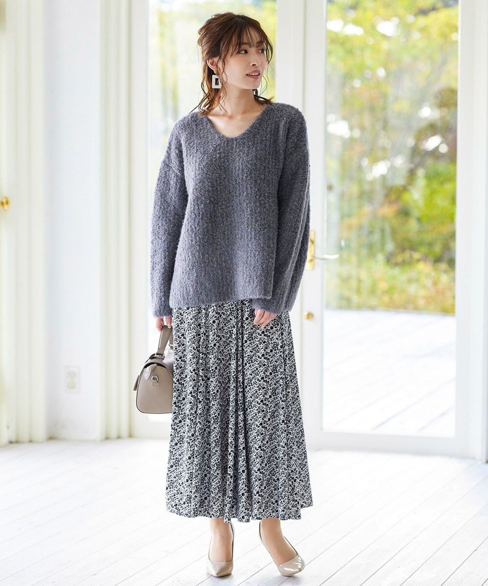 Tiaclasse L 【洗える】表情豊かなVネックMIX糸オーバーニット 