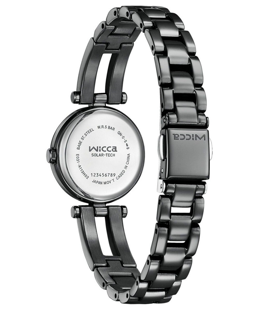 CITIZEN 【トレンドのオールブラック】人気ハーフバングルウオッチに新色登場 